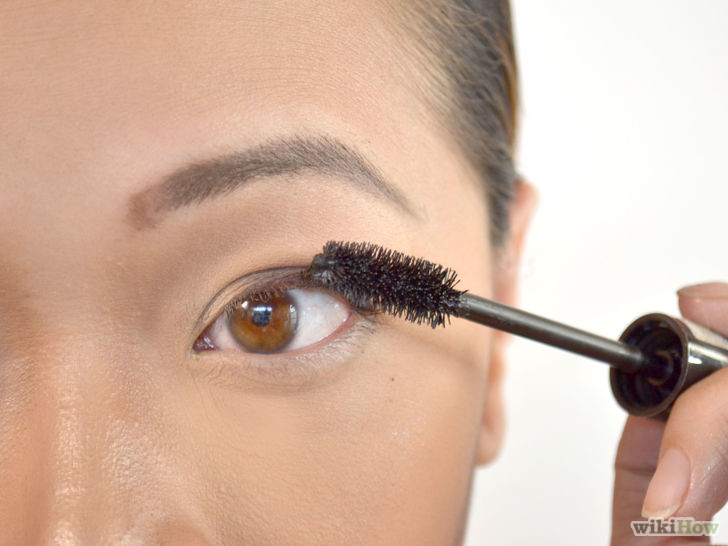 Image titled Apply 1930s Style Eye Makeup Step 7