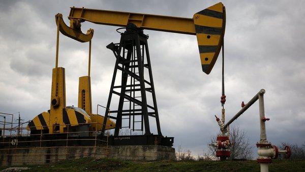Нефтяные насосы. Архивное фото