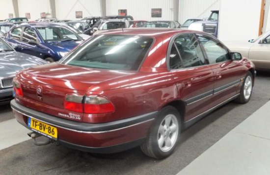 Opel Omega V6
