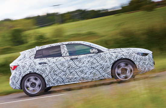 Inifiniti Q30