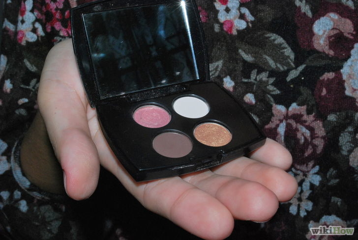 Image titled Apply Basic Eye Makeup Step 3