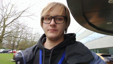 Снимок фронтальной камерой HTC One A9