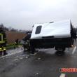 image Land-Rover-Defender-Porsche-911-bizarre-crash-10.jpg