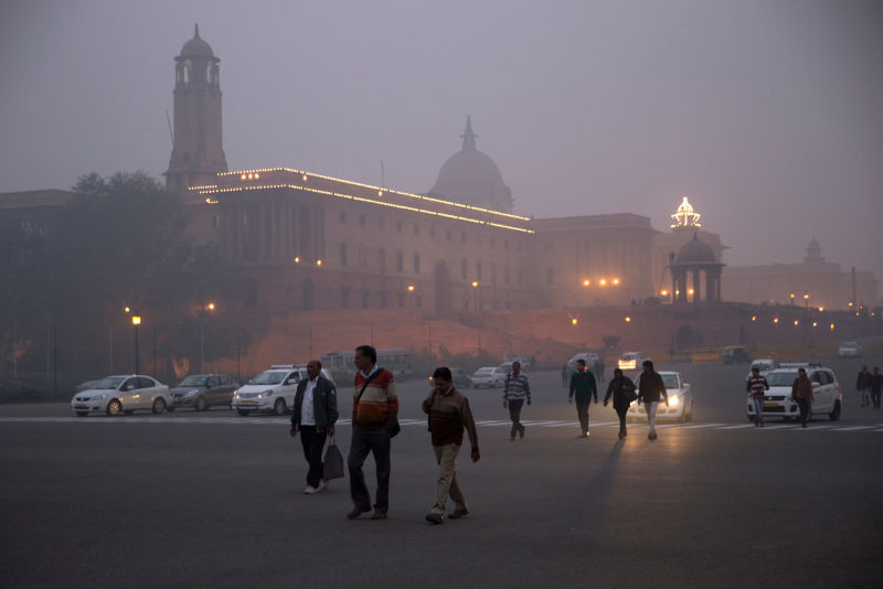 In Pictures: Delhi Still Chokes on Smog Despite Banning Half Its Cars 