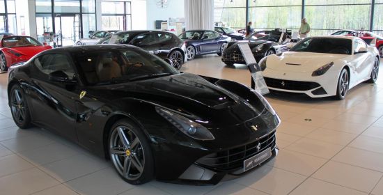 Ferrari F12berlinetta combo zwart wit
