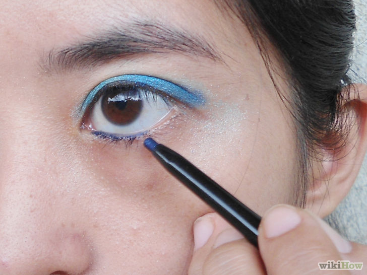 Image titled Apply an Aqua Marine Look on Your Eyes Step 5