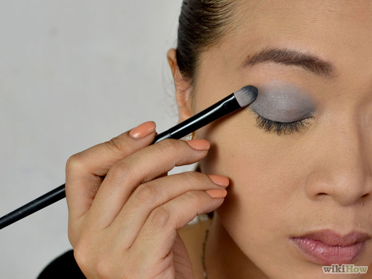 Image titled Apply Cool Makeup for Special Occasions Step 3