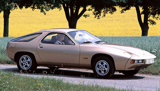 Porsche 928