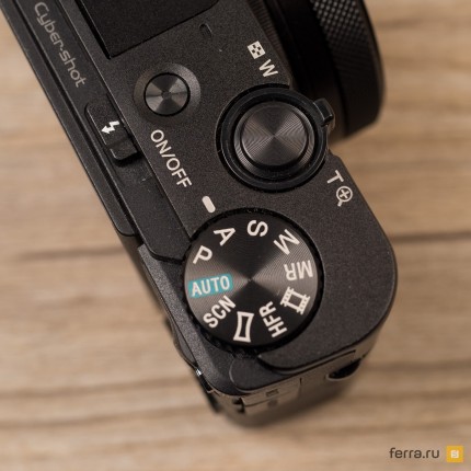 Элементы управления на верхней панели Sony Cyber-shot RX100 IV