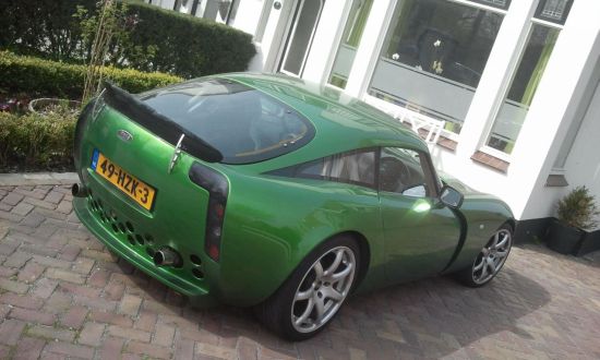 Groene TVR T350C gespot