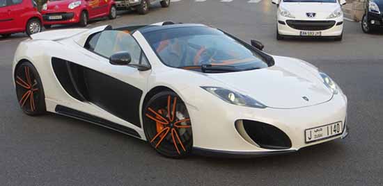 McLaren MP4 in wit en zwart