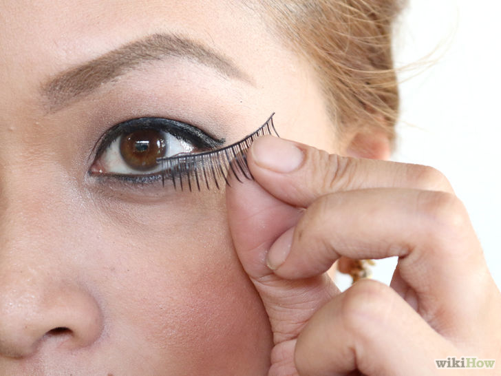 Image titled Apply Makeup for a Beauty Pageant Step 8