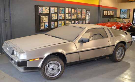 DeLorean DMC-12