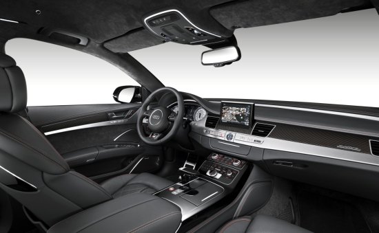 Audi S8 Plus interieur