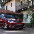 image Chrysler-Pacifica-2017-005.jpg