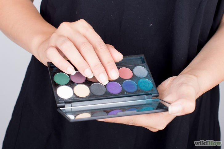 Image titled Apply Eid Makeup Step 3