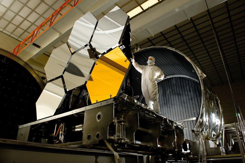 You're Running Out of Time to Watch the First Origami Mirror Come Together