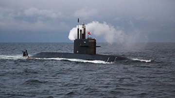 Подлодка проект 677 Лада в Баренцевом море. Архивное фото