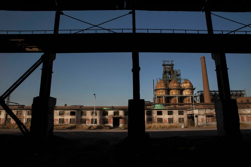 Haunting Photos From an Abandoned Steel Mill in China