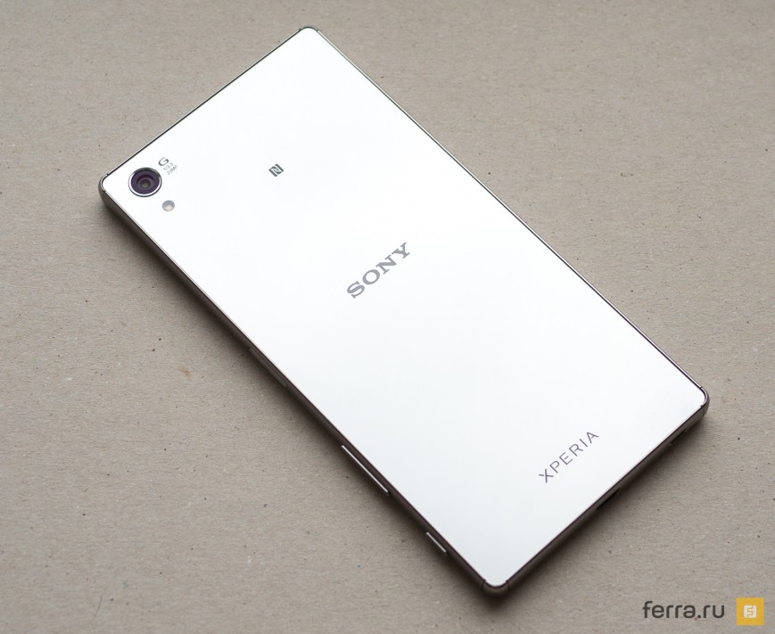 Задняя сторона корпуса Sony Xperia Z5 Premium