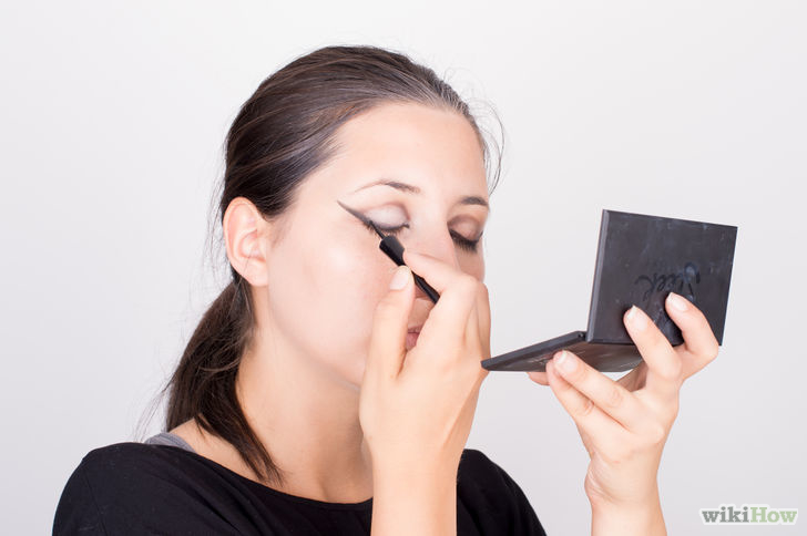 Image titled Apply Eid Makeup Step 6