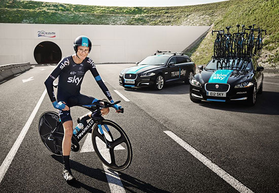 De Jaguars van Team Sky