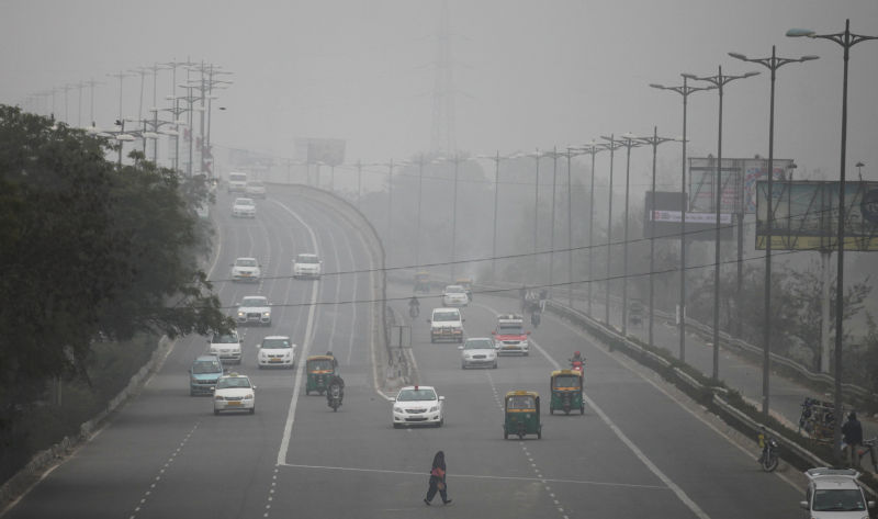 In Pictures: Delhi Still Chokes on Smog Despite Banning Half Its Cars 