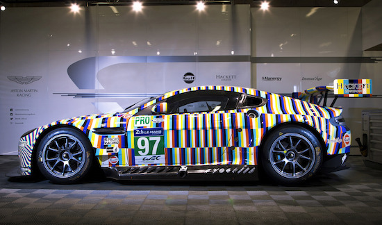 Wie te lang naar deze Aston Martin kijkt wordt duizelig