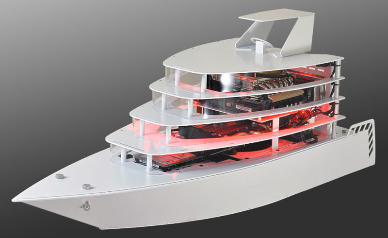 Your Next Tricked-Out Gaming PC Deserves a Luxury Yacht-Shaped Case