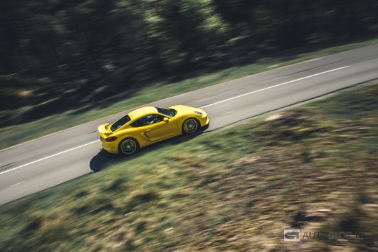 Porsche Cayman GT4 