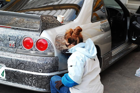 Nissan Skyline wordt ingekleurd