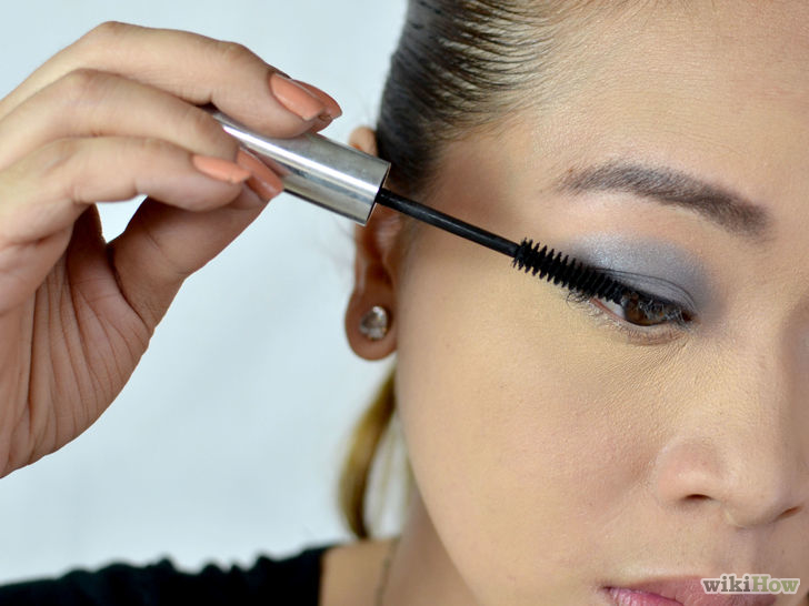 Image titled Apply Cool Makeup for Special Occasions Step 5