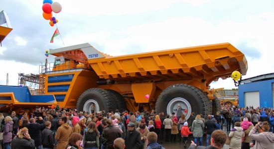 BelAZ 75710