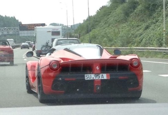 LaFerrari op de A27