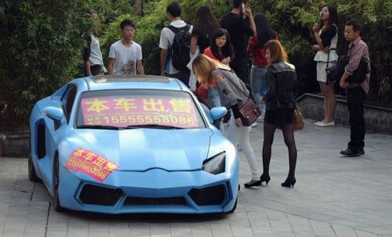 Lamborghini Aventador replica, niet van echt te onderscheiden