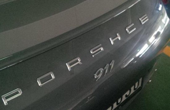 Dus je haalt je 911 op bij de schadehersteller...