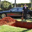 image Braziliaan-begraaft-Bentley-02.jpg