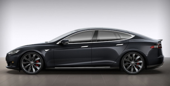 Wiens schuld is het als een zelfrijdende Tesla crasht?