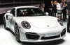 Porsche 911 Turbo S blows the car show on