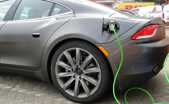 Fisker Karma aan de lader