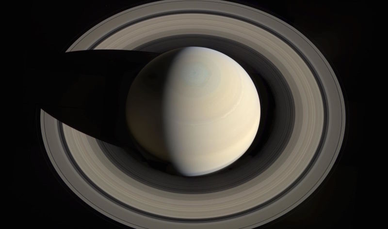 An Optical Illusion Has Been Tricking Everyone About the Size of Saturn’s Rings for Centuries