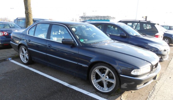 BMW 728i E38