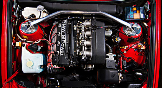 BMW M3 E30 viercilinder