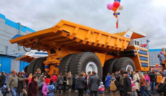 BelAZ 75710