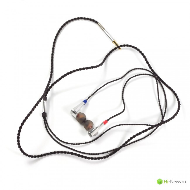 7 With Cable