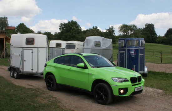 BMW met Aanhanger
