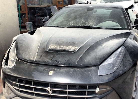 Wat klopt er niet aan deze Ferrari F12berlinetta?