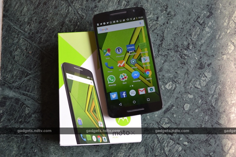 Moto X Play Review: Boringly Good