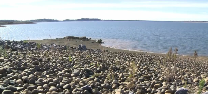California’s Most Famous Empty Lake Is Full Again, Thanks to El Niño