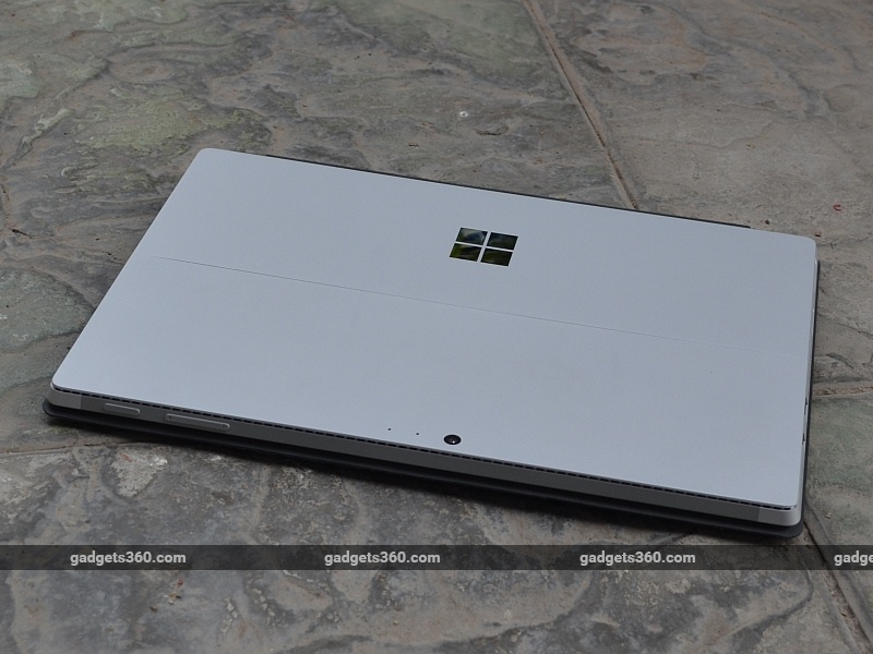 surface_pro_4_body_ndtv.jpg